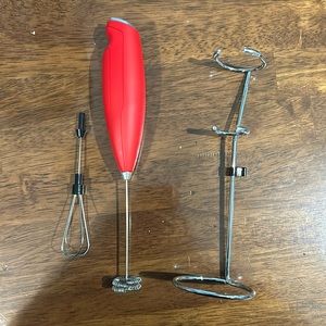 HANDHELD MILK FROTHER